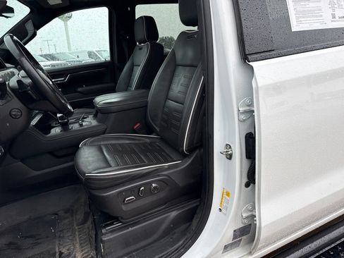 Used 2024 GMC Sierra 1500 AT4X AWD/4WD image 13