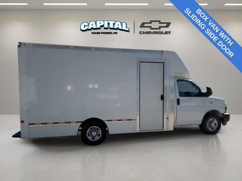 Used 2023 Chevrolet Express 3500 Work Van w/ Power Convenience Package image 6