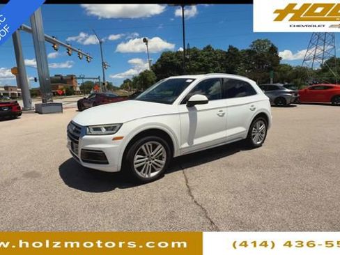 Used 2018 Audi Q5 2.0T Premium Plus w/ Premium Plus Package AWD/4WD image 4