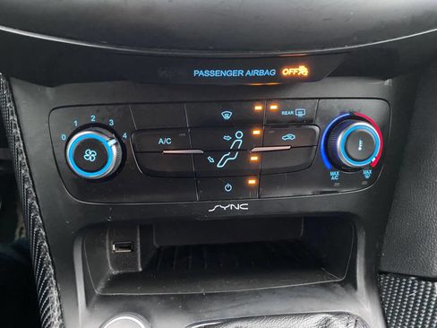 Used 2015 Ford Focus ST image 30