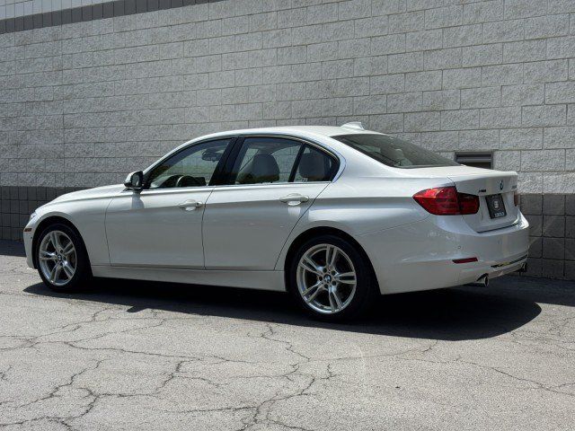 Used 2015 BMW 335i xDrive Sedan AWD/4WD image 12
