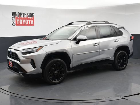 Used 2024 Toyota RAV4 SE w/ Weather Package AWD/4WD image 8
