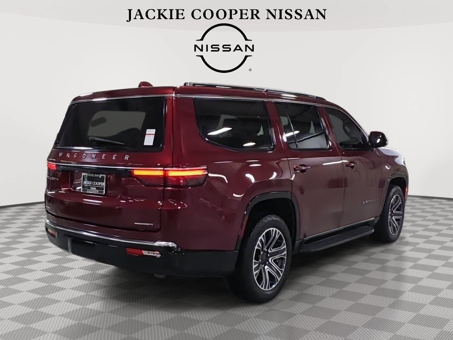 Used 2022 Jeep Wagoneer Series III w/ Rear Seat Video Group 1 AWD/4WD image 5