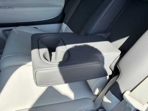 Certified 2026 Hyundai Ioniq 9 SEL AWD/4WD image 22