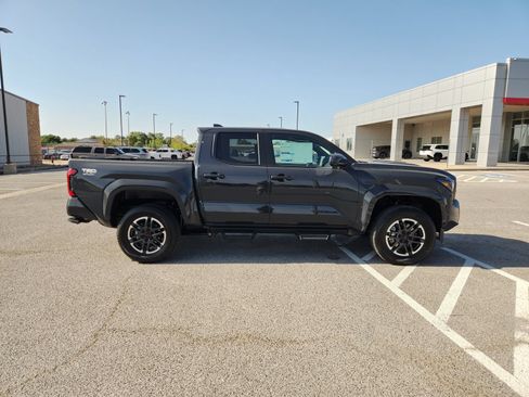 New 2026 Toyota Tacoma TRD Sport AWD/4WD image 7