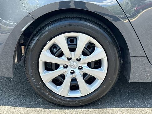 Used 2024 Toyota Corolla LE FWD image 7