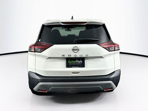 Used 2023 Nissan Rogue S FWD image 7