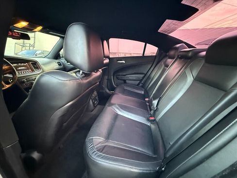Used 2018 Dodge Charger R/T w/ Beats Audio Group RWD image 24
