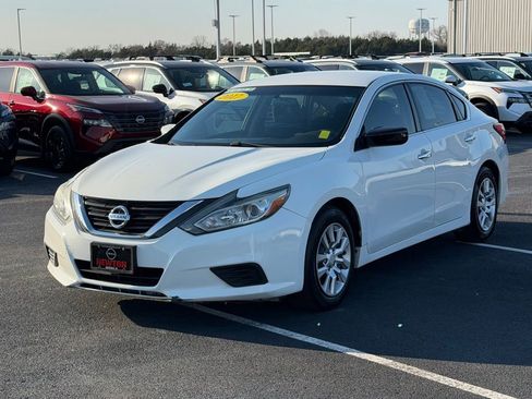 Used 2017 Nissan Altima 2.5 S w/ Power Driver Seat Package image 9
