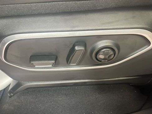 New 2026 Jeep Grand Wagoneer Limited AWD/4WD image 12