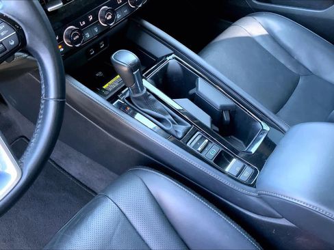 Used 2024 Honda Accord Touring image 16