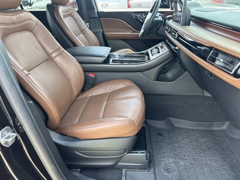 Certified 2023 Lincoln Aviator Reserve w/ Equipment Group 201A RWD image 11