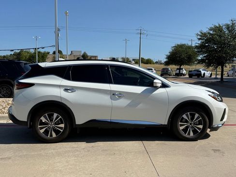 Used 2019 Nissan Murano SV FWD image 7