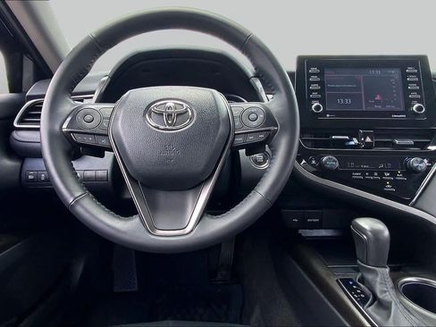 Used 2024 Toyota Camry SE w/ Convenience Package FWD image 6