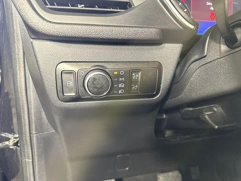 Used 2021 Ford Escape SE w/ Cold Weather Package image 19