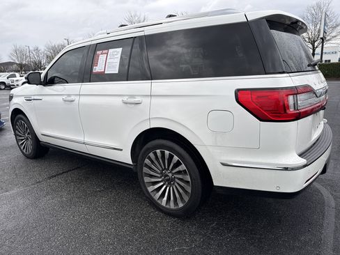 Used 2021 Lincoln Navigator Reserve image 8