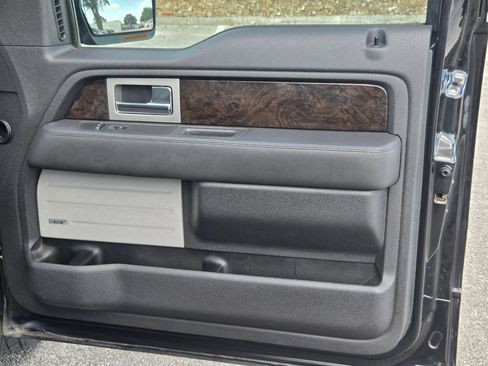 Used 2014 Ford F150 Platinum RWD image 28