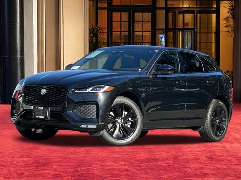 Used 2026 Jaguar F-PACE R-Dynamic S image 2