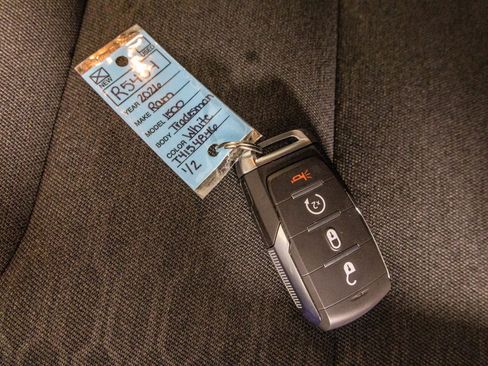 New 2026 RAM 1500 Express image 38