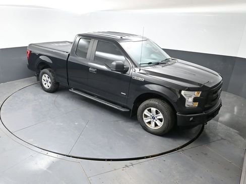 Used 2015 Ford F150 XL w/ Equipment Group 101A Mid AWD/4WD image 38