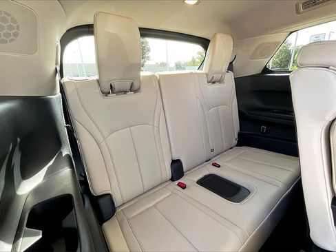 Certified 2025 INFINITI QX60 Luxe image 35