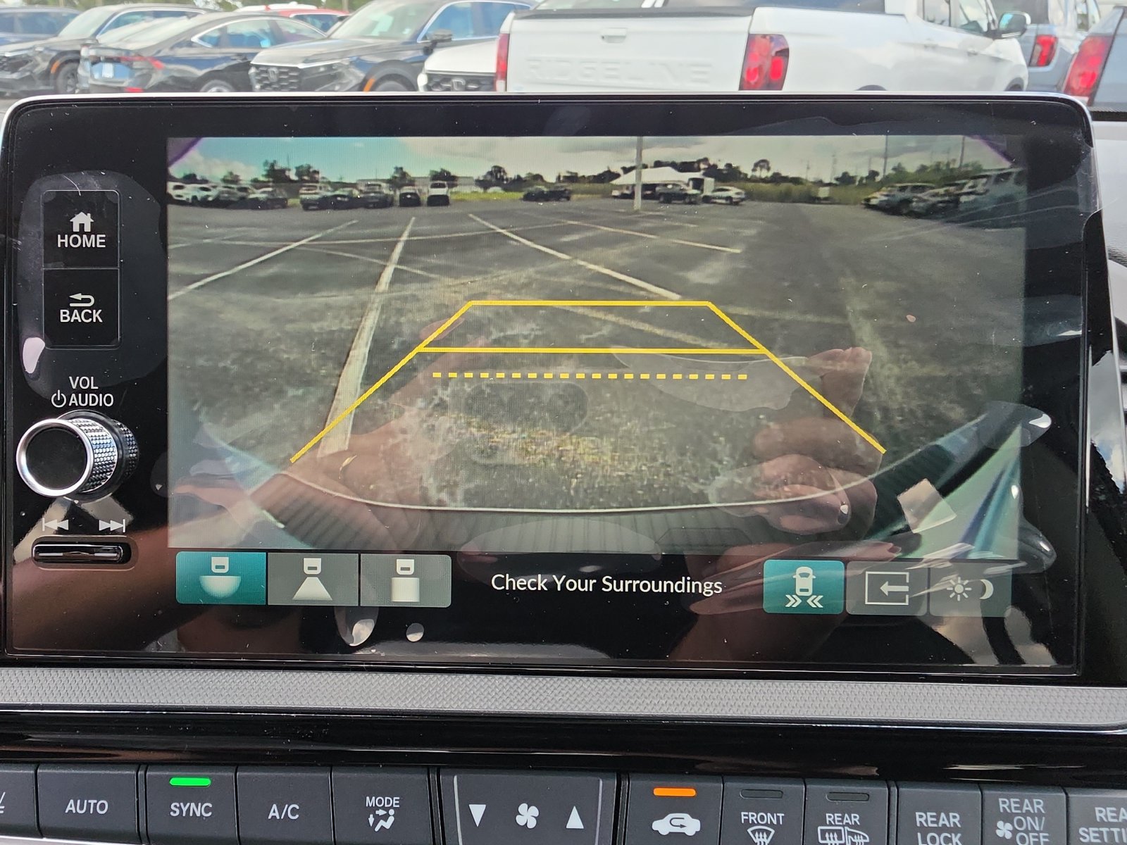New 2027 Honda Odyssey Touring image 21