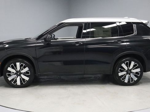 New 2025 Mitsubishi Outlander AWD image 5