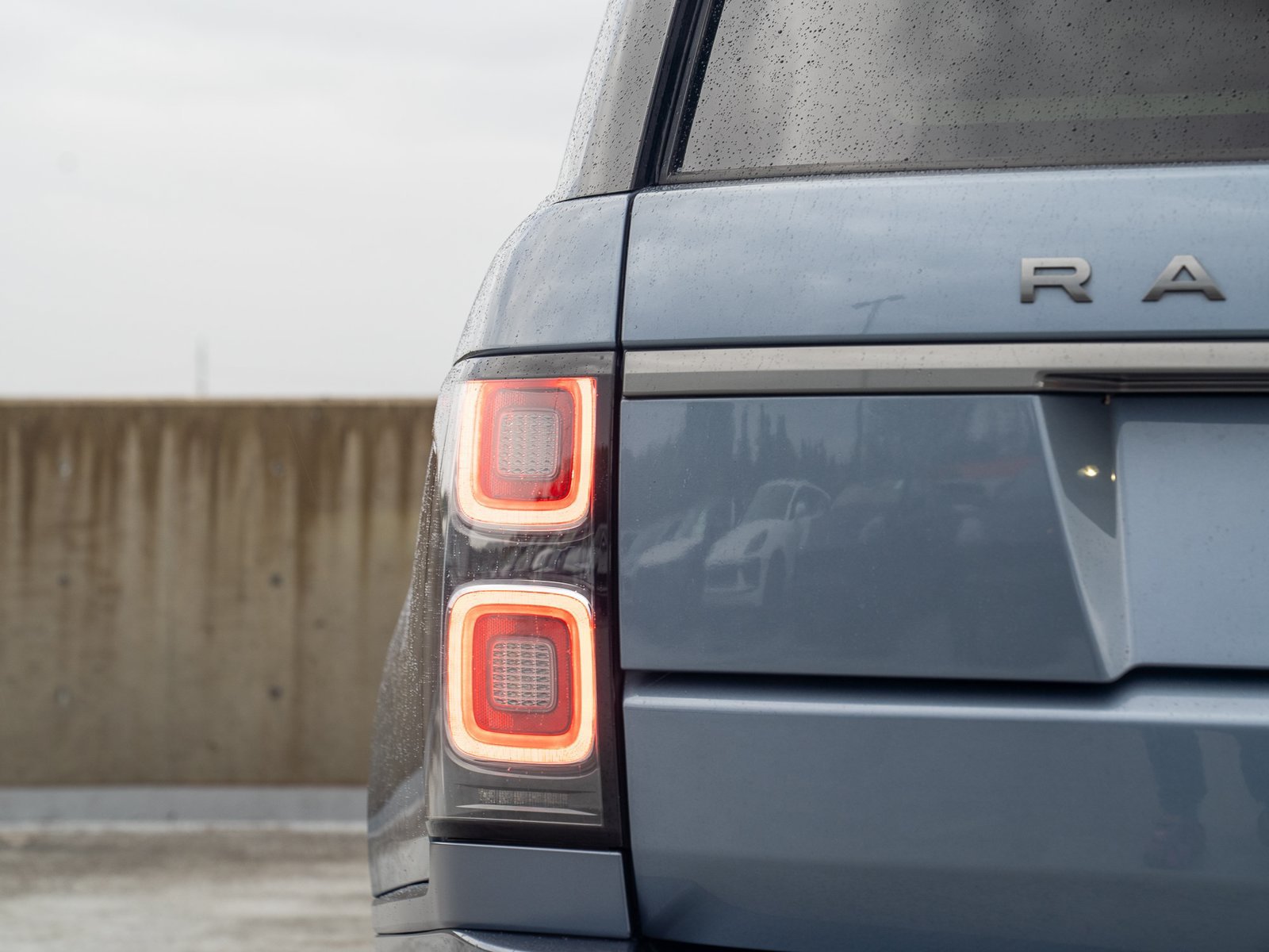 Used 2020 Land Rover Range Rover AWD/4WD image 11