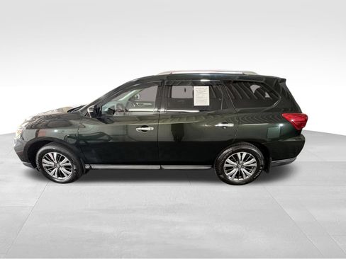 Used 2019 Nissan Pathfinder SL AWD/4WD image 2