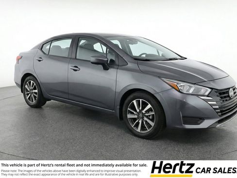 Used 2025 Nissan Versa SV FWD image 1