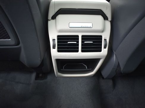 Used 2019 Land Rover Range Rover Evoque HSE Dynamic image 27