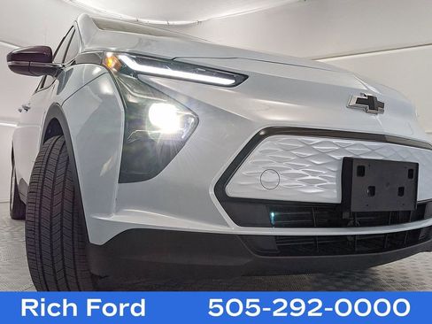 Used 2022 Chevrolet Bolt LT FWD image 22