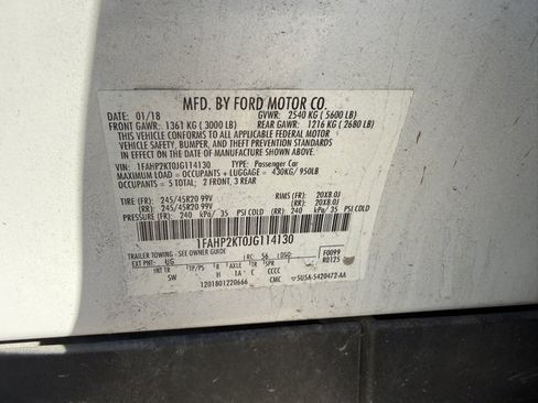 Used 2018 Ford Taurus SHO image 10