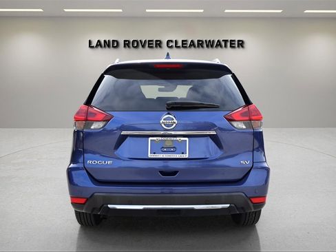 Used 2019 Nissan Rogue SV image 4