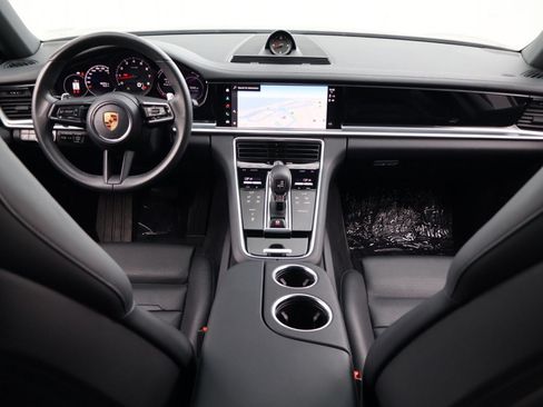Certified 2023 Porsche Panamera w/ Smoking Package RWD image 21