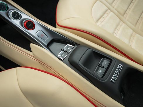 Used 2023 Ferrari F8 Tributo RWD image 46