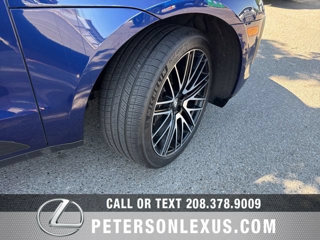 Used 2022 Porsche Macan AWD/4WD image 11