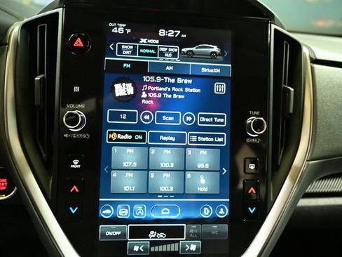 Used 2025 Subaru Crosstrek 2.0i Premium w/ Crosstrek Mirror Package image 31