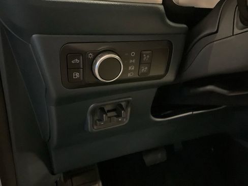 New 2026 Ford Maverick Lariat image 11