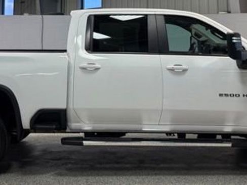 Used 2023 Chevrolet Silverado 2500 LT w/ Convenience Package AWD/4WD image 7