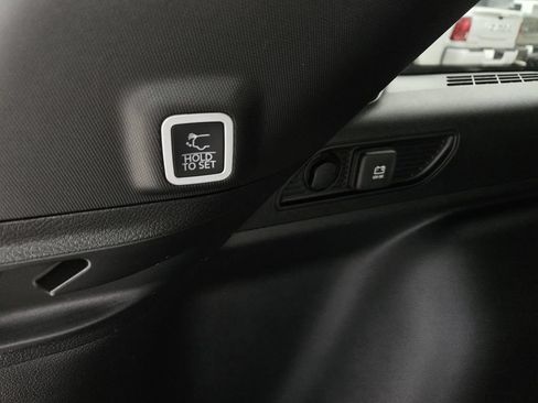 Used 2026 Jeep Grand Cherokee Limited w/ Limited Altitude Package RWD image 10