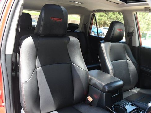 Certified 2022 Toyota 4Runner TRD Off-Road Premium w/ Moonroof Package AWD/4WD image 27