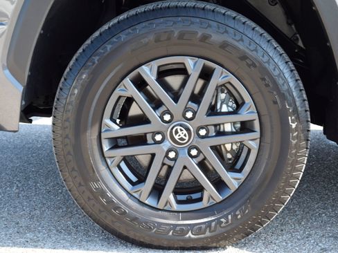 Used 2025 Toyota Tundra SR5 w/ SX Package RWD image 25