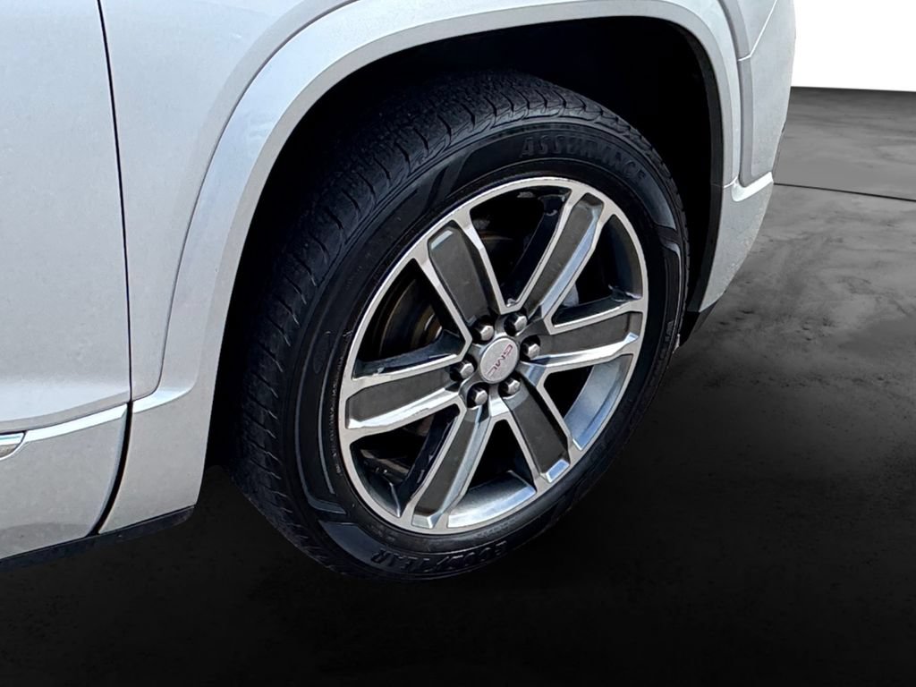 Used 2019 GMC Acadia Denali w/ Technology Package AWD/4WD image 13