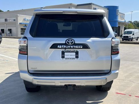 Used 2021 Toyota 4Runner TRD Off-Road Premium w/ Wilderness Package (TMS) AWD/4WD image 4