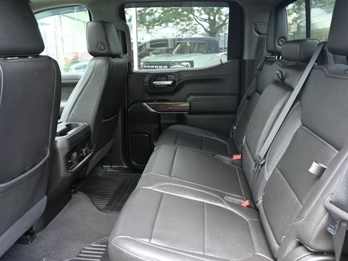 Used 2022 Chevrolet Silverado 1500 RST w/ Convenience Package II AWD/4WD image 6