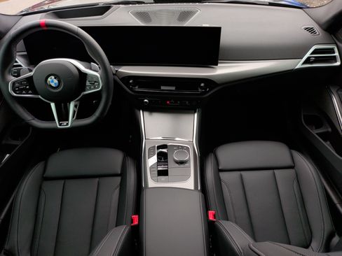 Used 2025 BMW M340i w/ Premium Package image 33