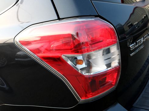 Used 2014 Subaru Forester 2.5i Limited image 9