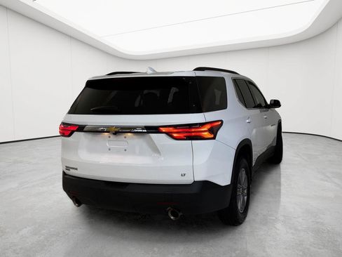 Used 2024 Chevrolet Traverse LT FWD image 4