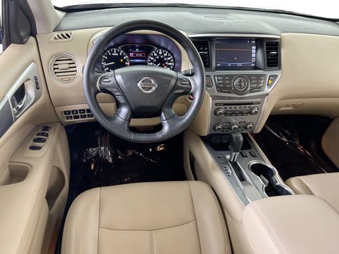 Used 2019 Nissan Pathfinder SL FWD image 22